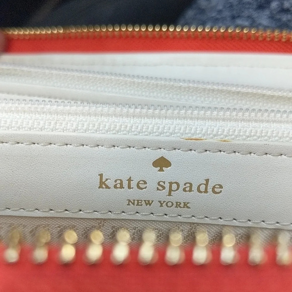 Kate Spade cherry red lacey signature quilted leather Wallet flame - Picture 6 of 13